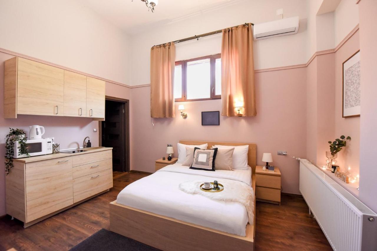 Le Petit & Cosy - Best Location Old Town & Quiet Bucareste Exterior foto